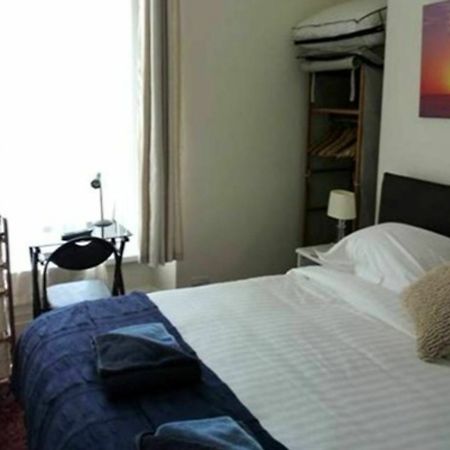 פלימות' Rainbow Lodge Guest House מראה חיצוני תמונה