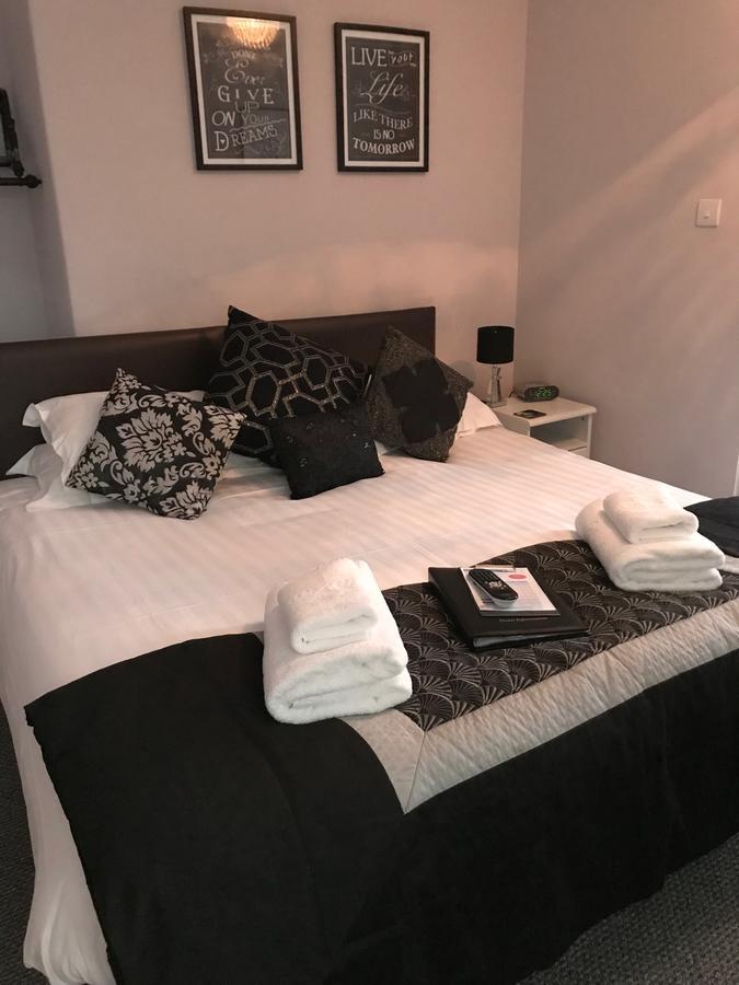פלימות' Rainbow Lodge Guest House מראה חיצוני תמונה